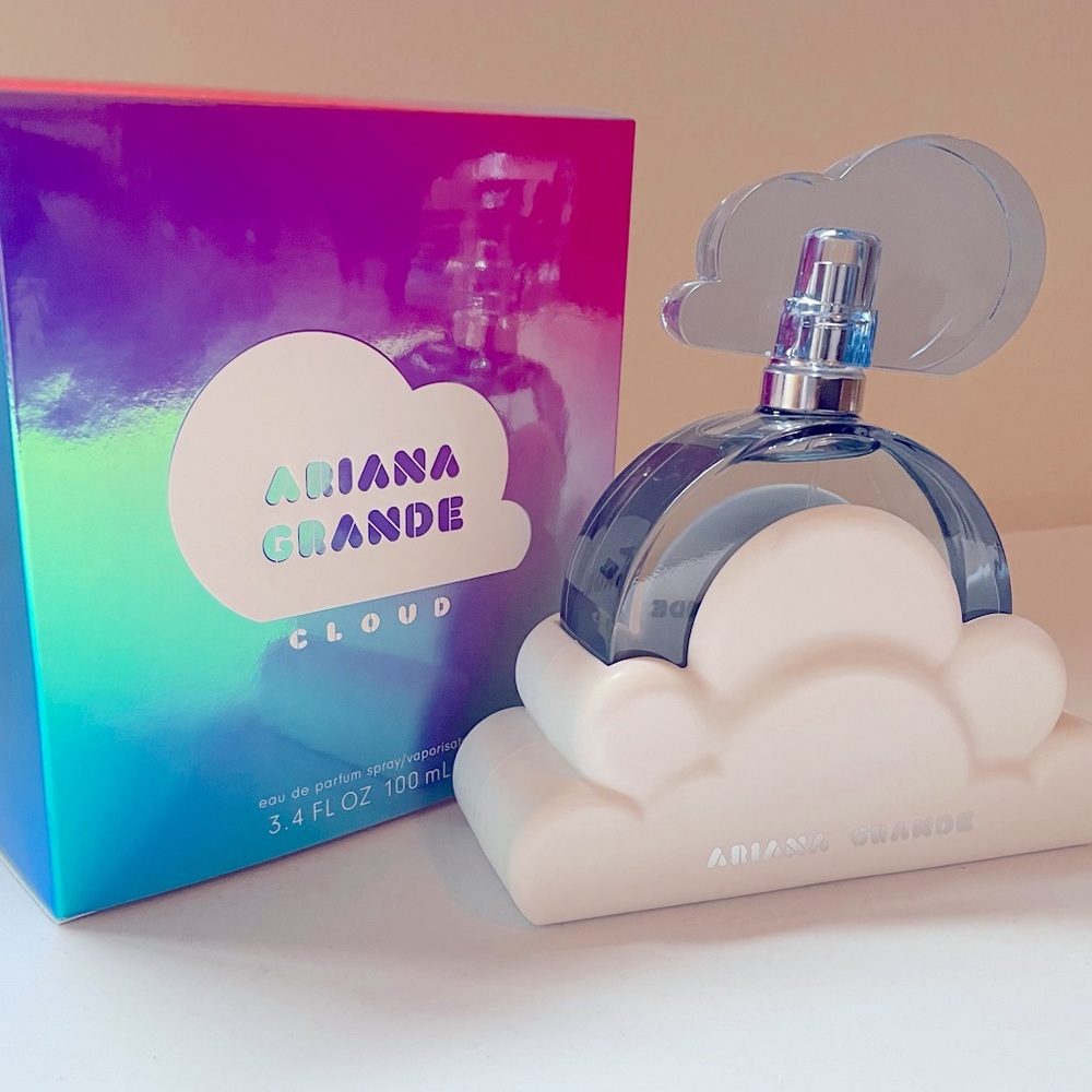 Ariana Grande Cloud
